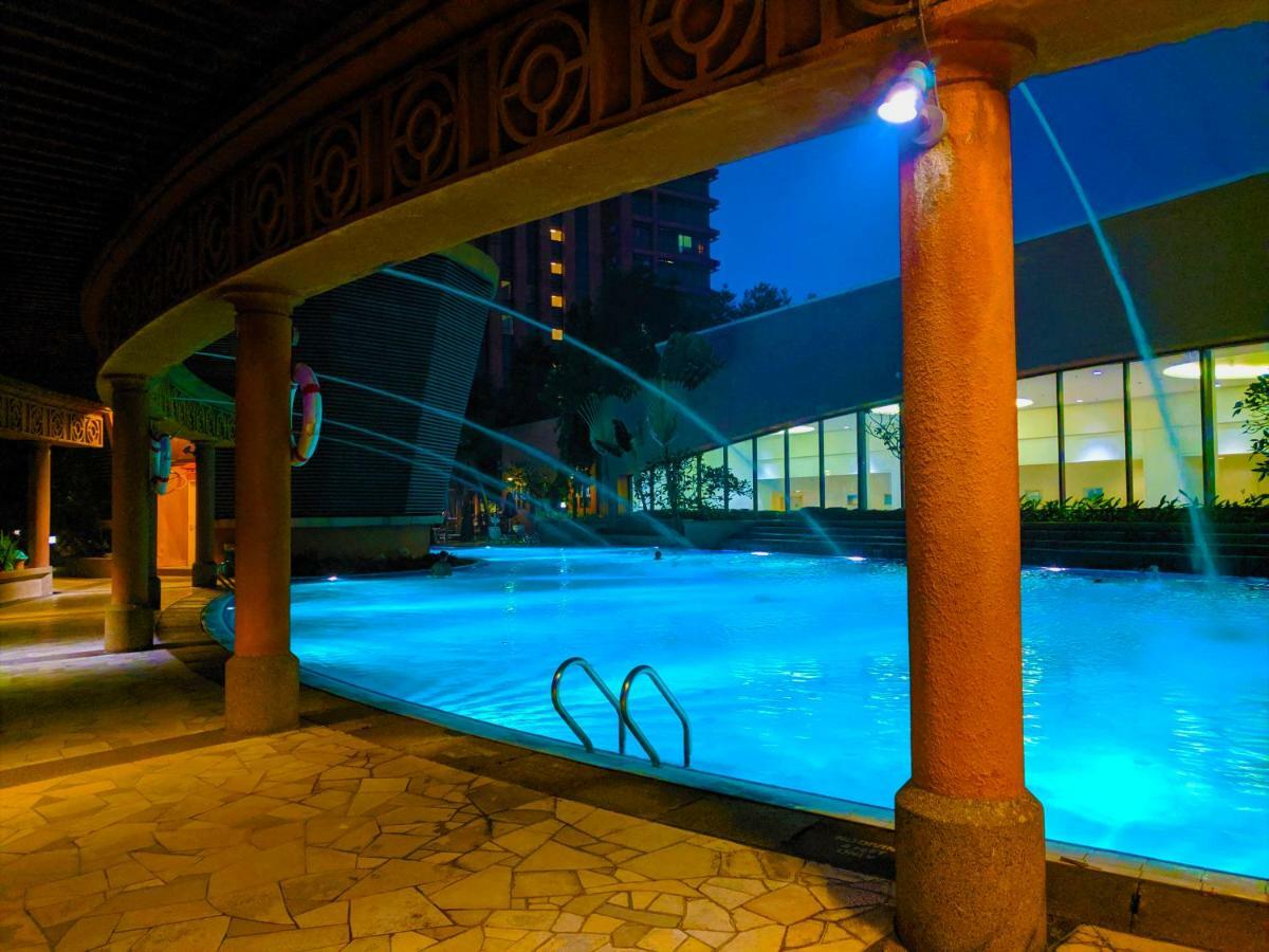 Serviced @ Times Square Apartemen