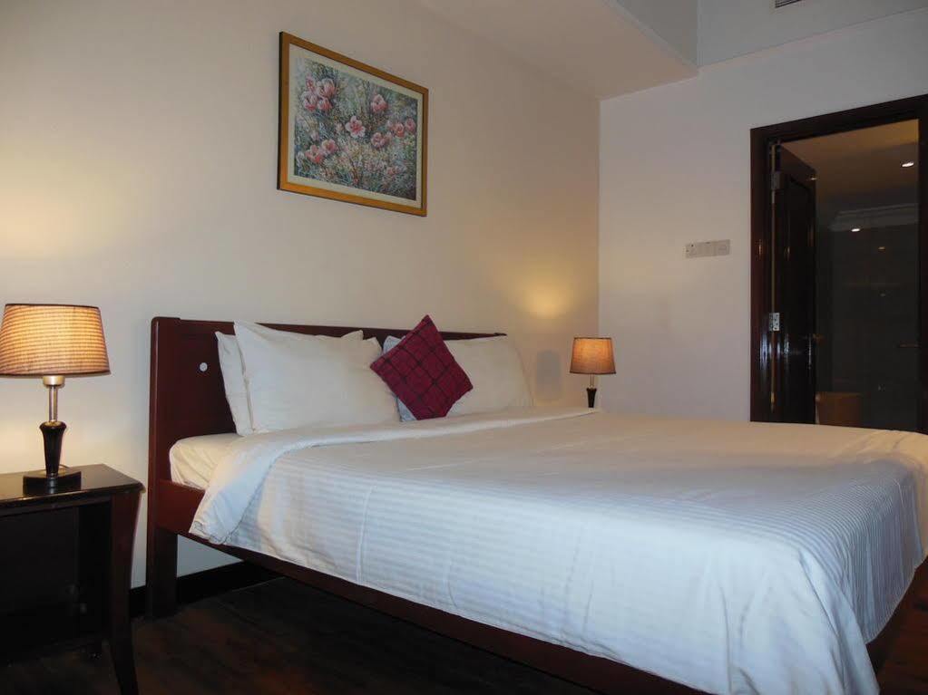 Serviced @ Times Square Apartment *