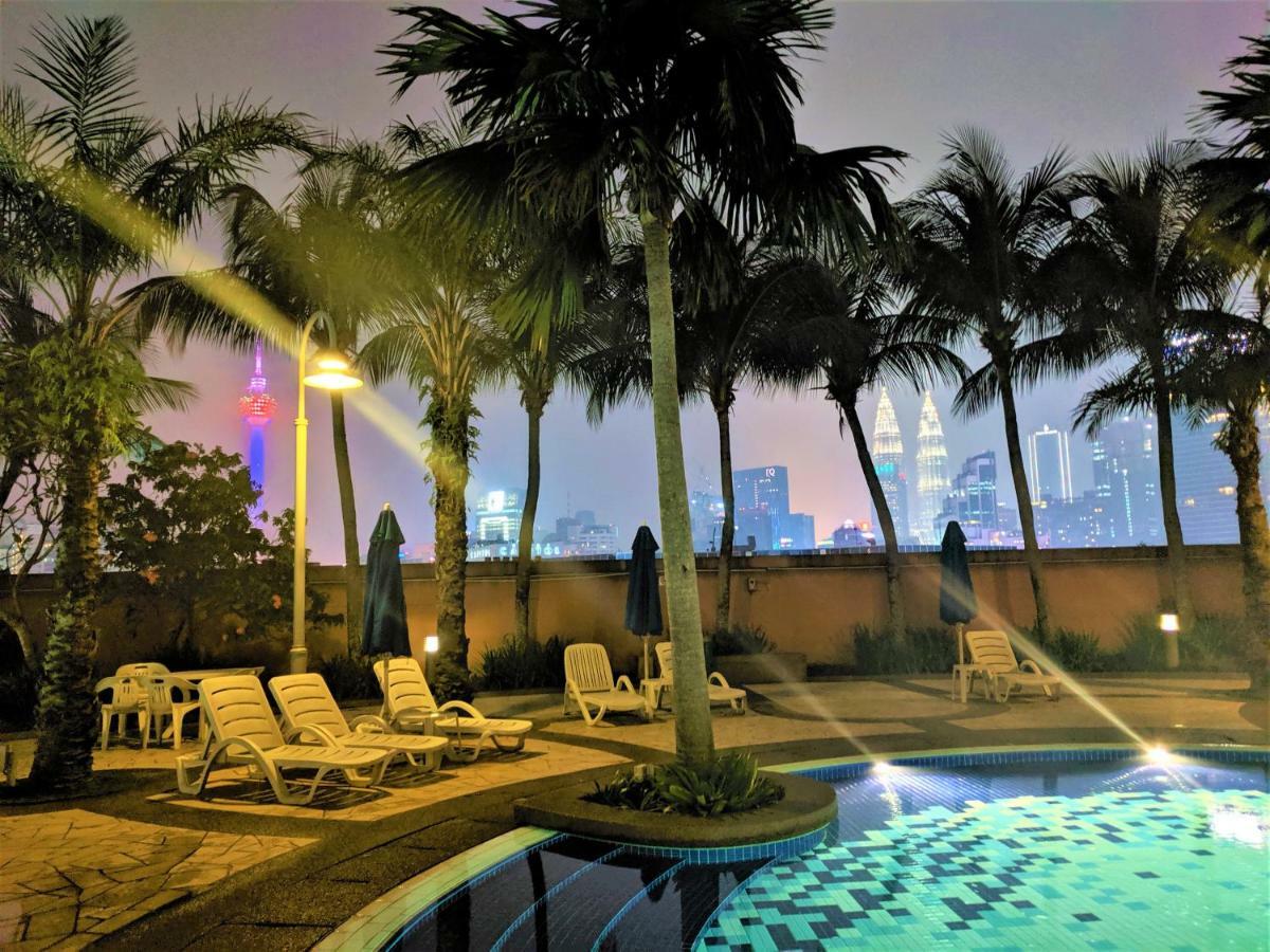 Serviced @ Times Square Apartment *